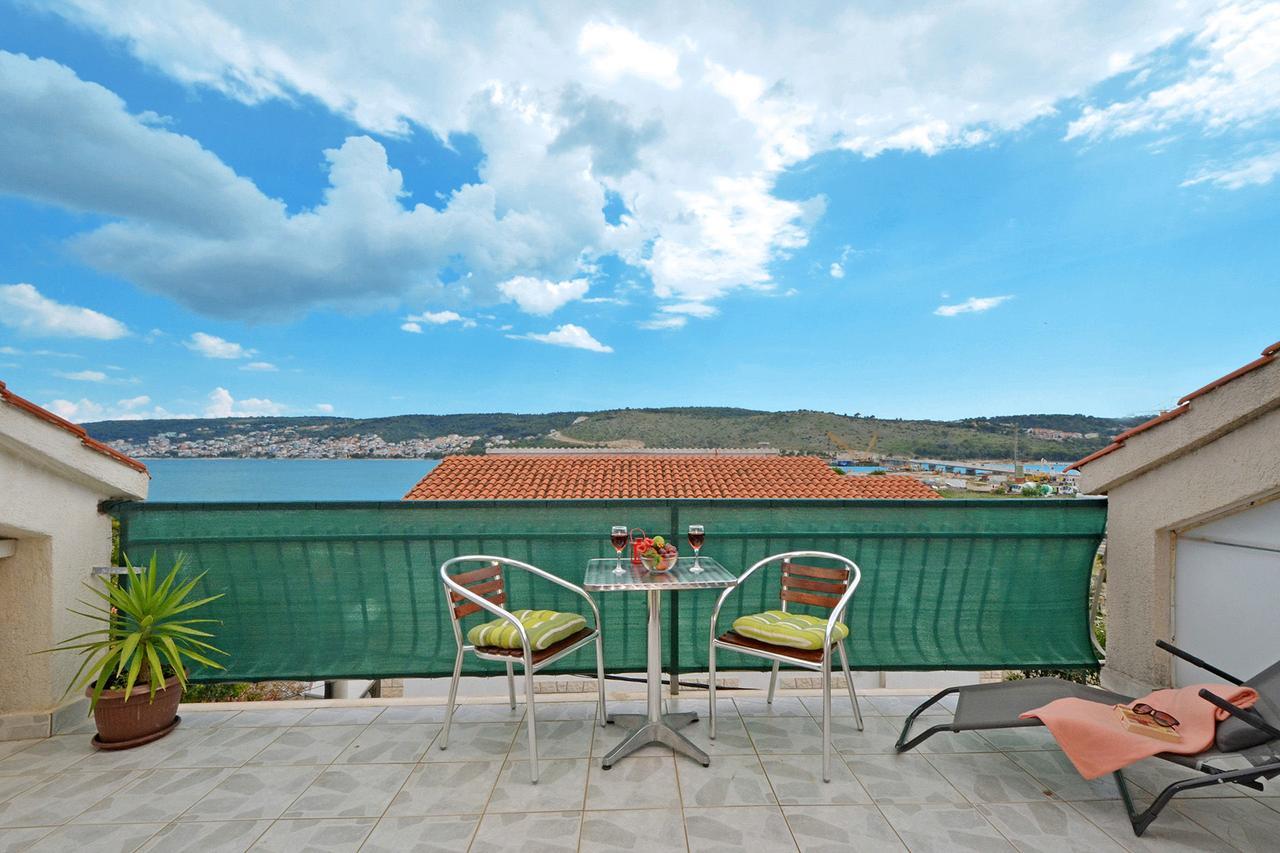 Apartments Marija Trogir Exterior photo