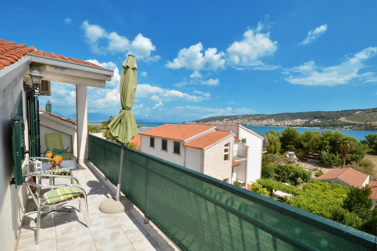 Apartments Marija Trogir Exterior photo